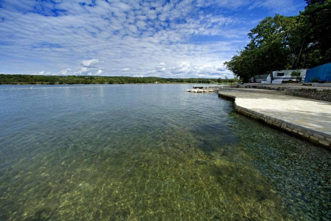Anamarija Apartments Near The Beach And The Fantastic Adria Sea With Over 10 Small Islands Close By Funtana Luaran gambar