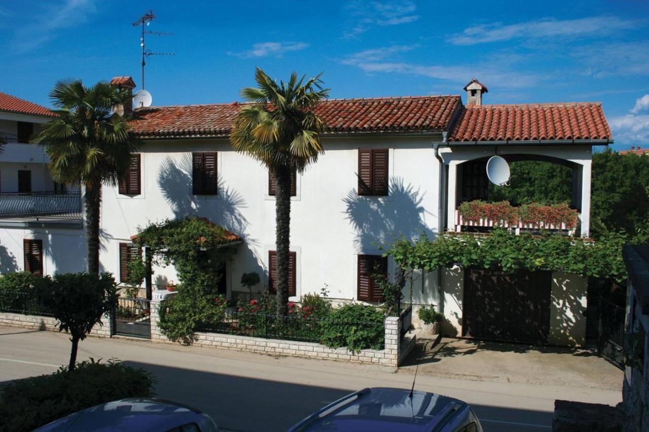 Anamarija Apartments Near The Beach And The Fantastic Adria Sea With Over 10 Small Islands Close By Funtana Luaran gambar