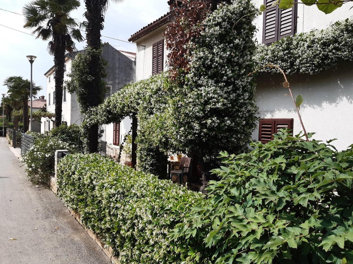 Anamarija Apartments Near The Beach And The Fantastic Adria Sea With Over 10 Small Islands Close By Funtana Luaran gambar