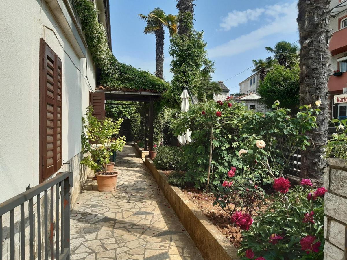 Anamarija Apartments Near The Beach And The Fantastic Adria Sea With Over 10 Small Islands Close By Funtana Luaran gambar